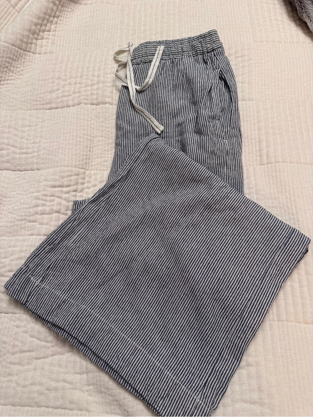 Max Studio Blue and White Pinstripe Wide Leg Drawstring Pants